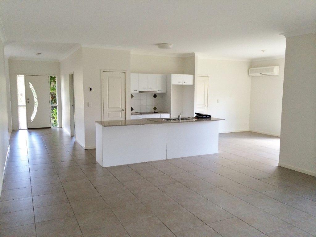 11 Koel Drive, Gilston, QLD 4211