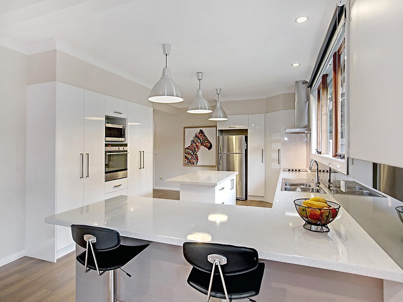 25 Sixth Avenue, Eden Park, VIC 3757