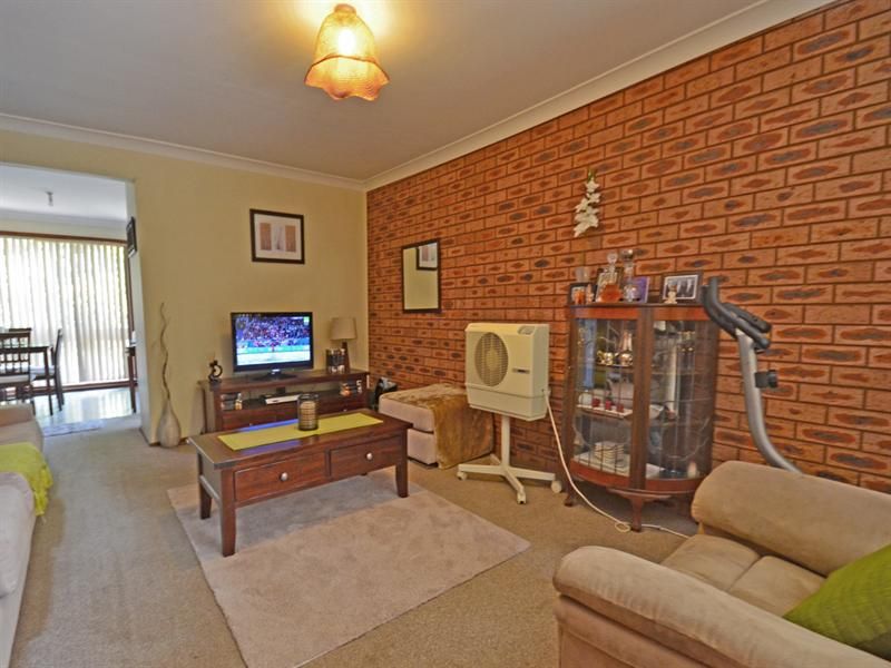 8/10 Windeyer, Thirlmere, NSW 2572