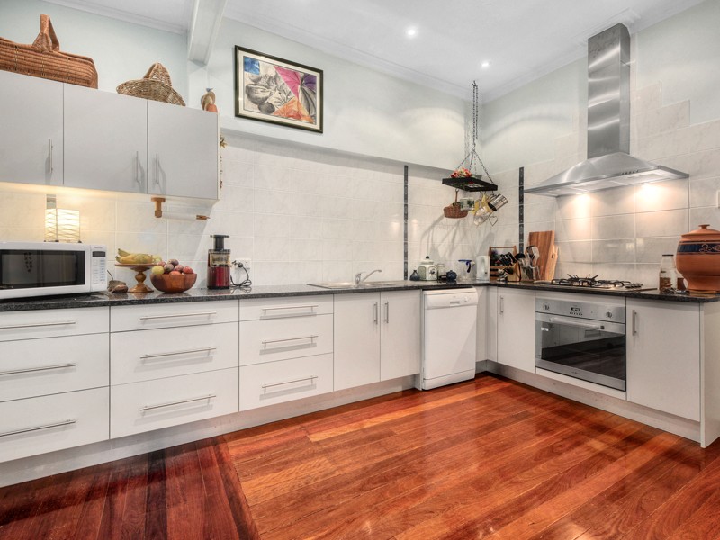 24 Brinawa Street, Camp Hill, QLD 4152