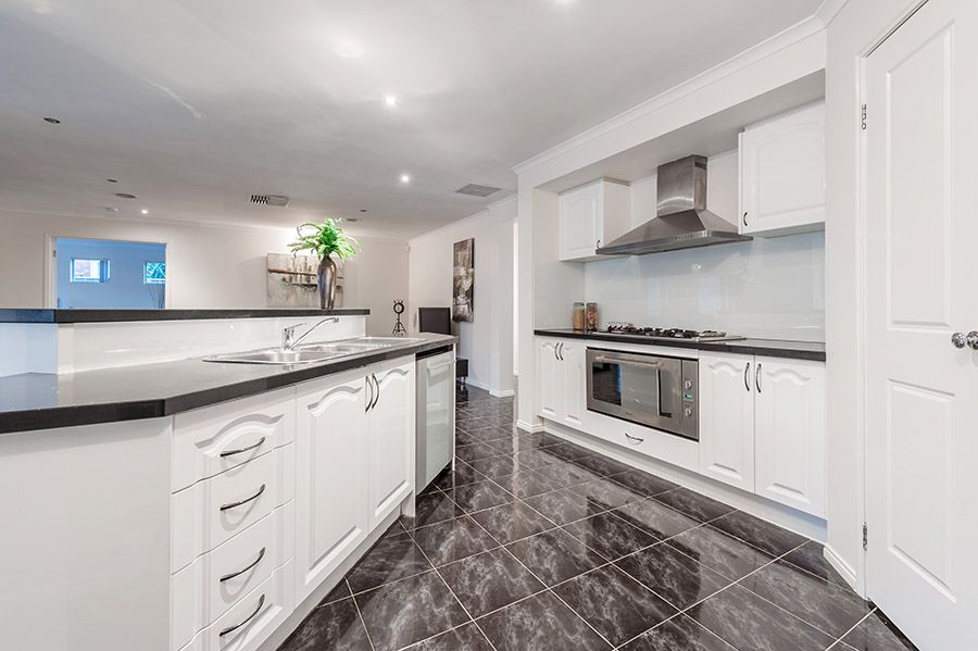 7 Creekwood Drive, Craigieburn, VIC 3064