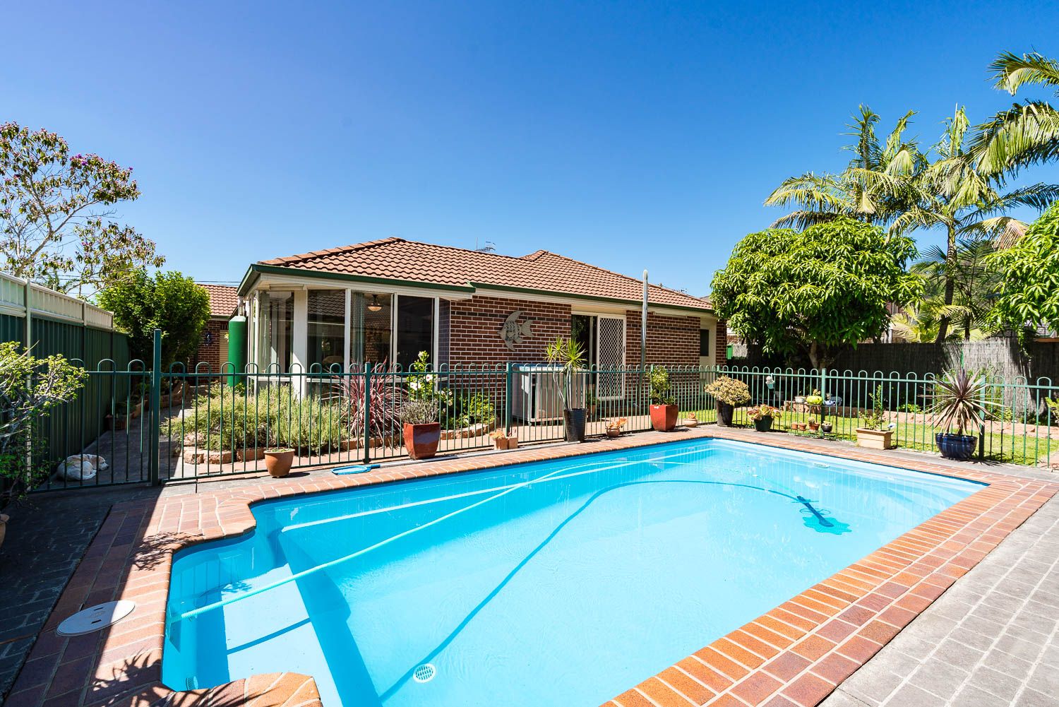 20 Lace Avenue