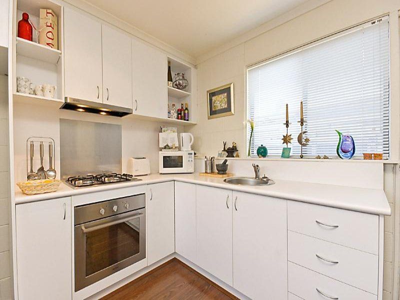 2/30 Albert Street, Geelong West, VIC 3218
