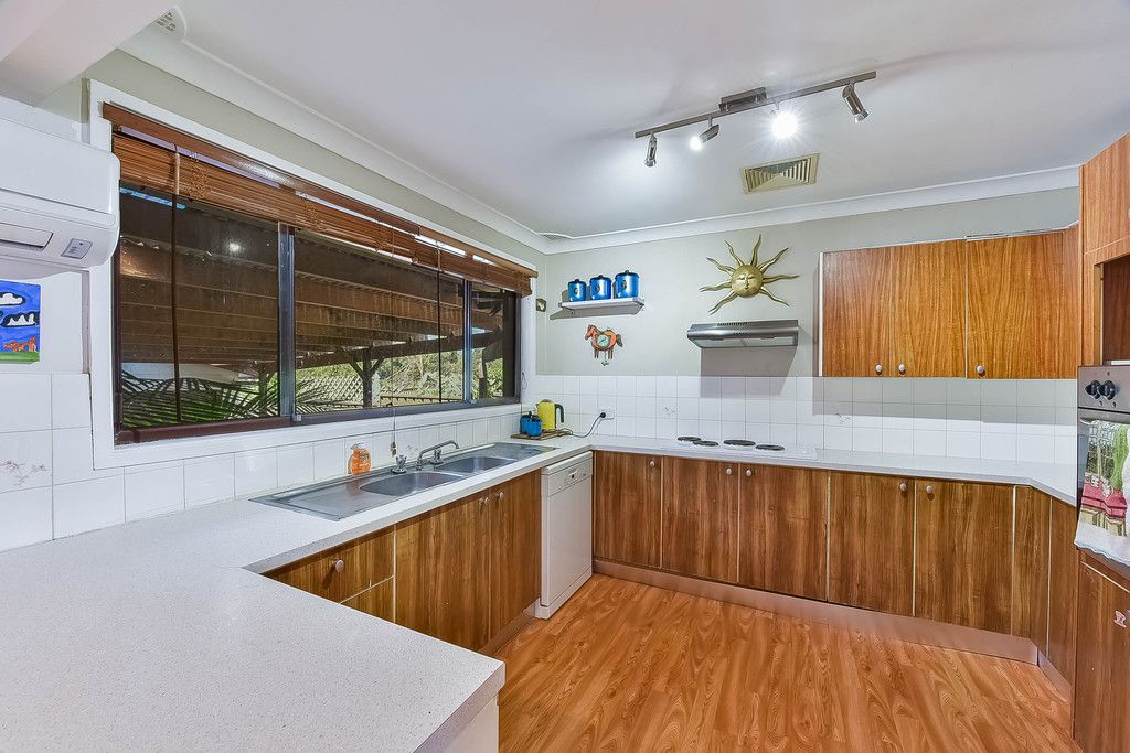 48 Trobriand Crescent, Glenfield, NSW 2167