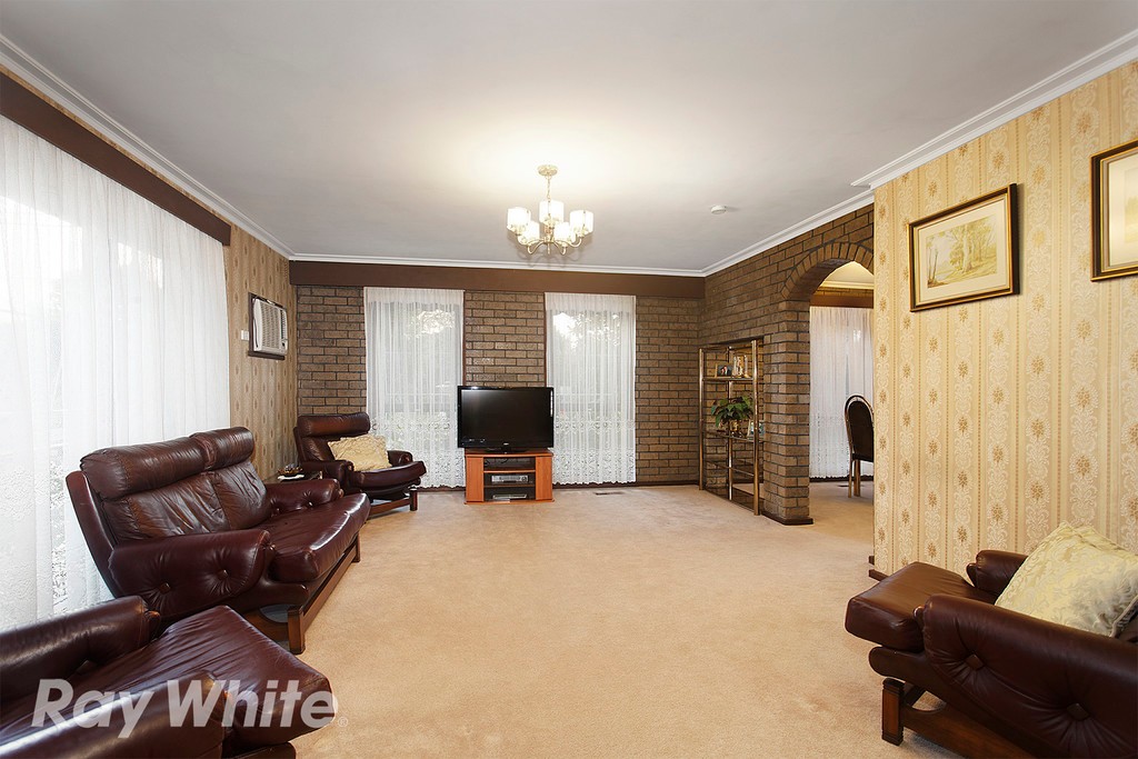 23 Aldrin Drive, Mount Waverley, VIC 3149