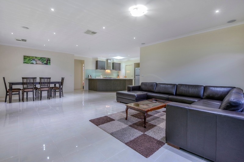 3 Ardenal Crescent, Lalor, VIC 3075