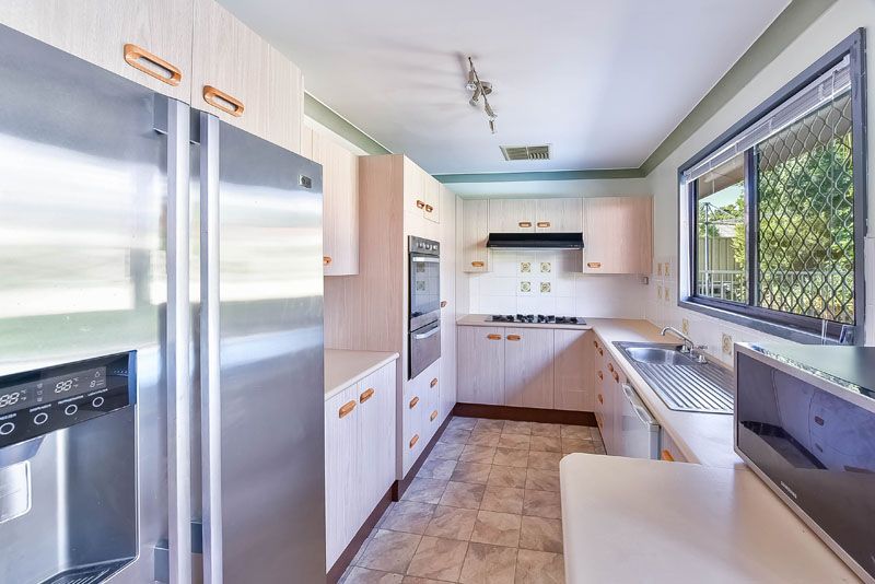 Elderslie, NSW 2570