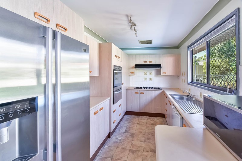 Elderslie, NSW 2570