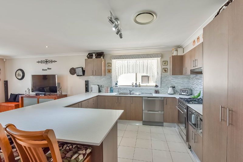 29 Oatley Circuit, Harrington Park, NSW 2567