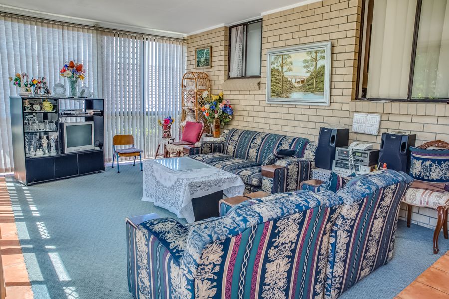 61 Cotlew Street, Southport, QLD 4215