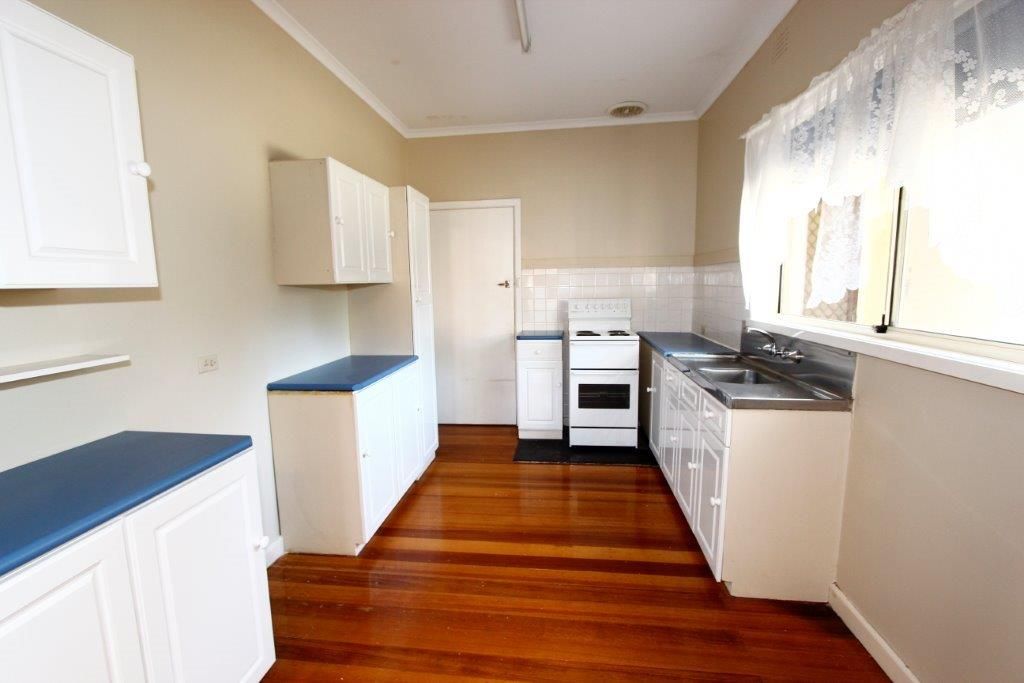 110 Laura Avenue, Belmont, VIC 3216