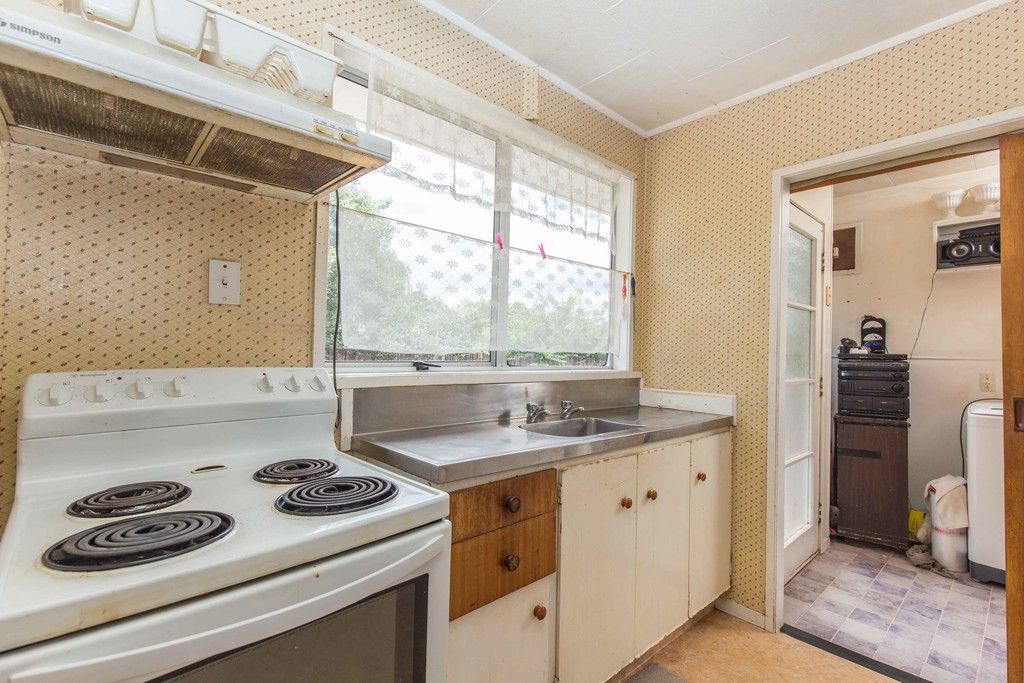 2/1 Funnell Place, Manurewa, Manukau City