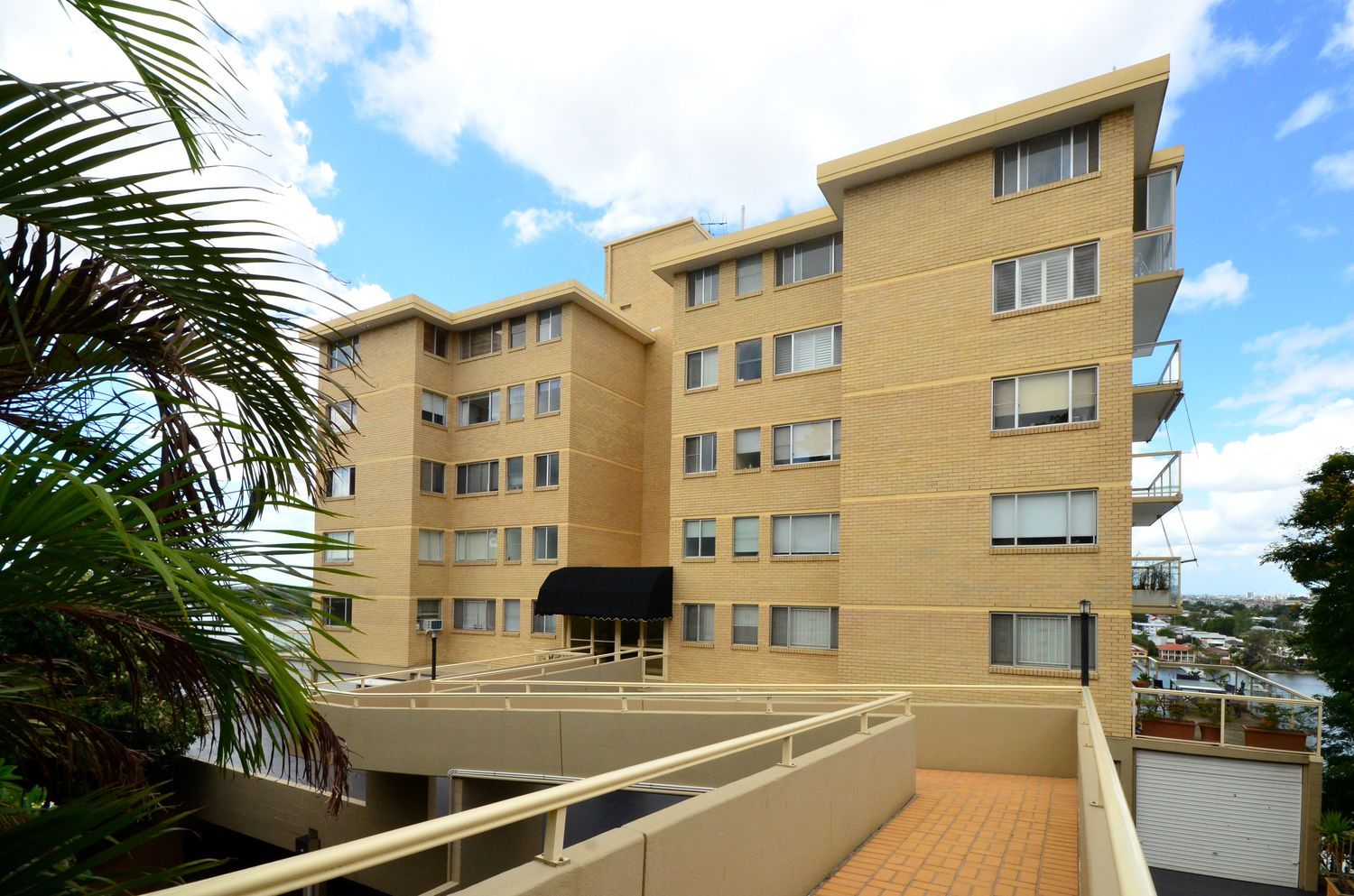 2/33 Mullens Street, Hamilton, QLD 4007