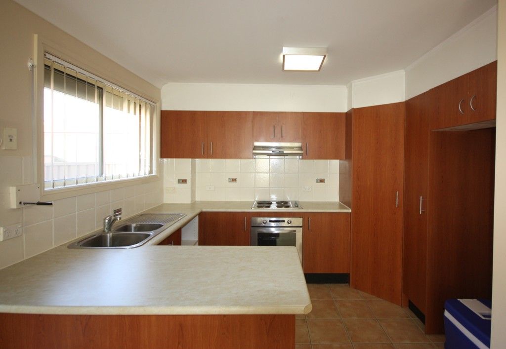 15 Sumba Place, Blairmount, NSW 2559