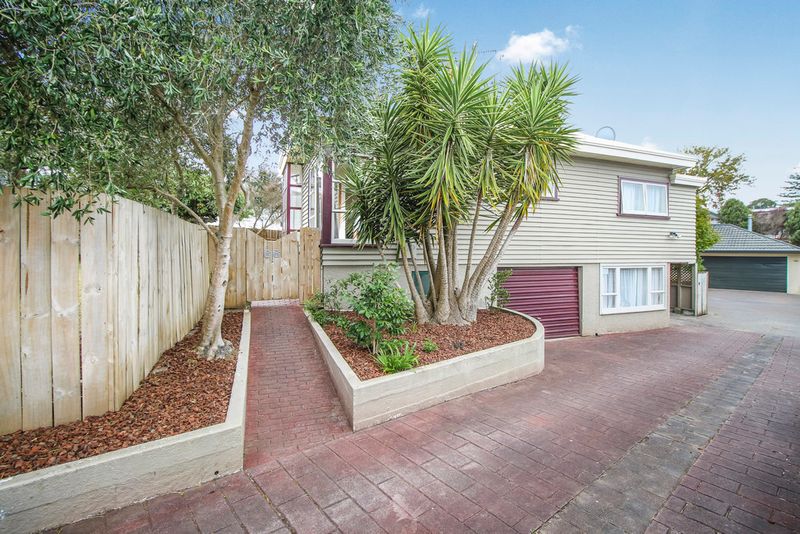 Fabulous Fifties       SOLD - Howick