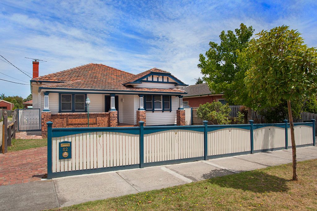 52 Moorookyle Avenue, Hughesdale, VIC 3166