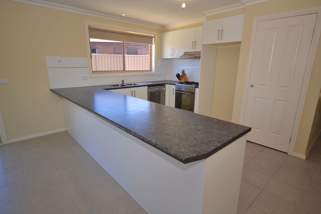 28 Josephine Way, Sebastopol, VIC 3356