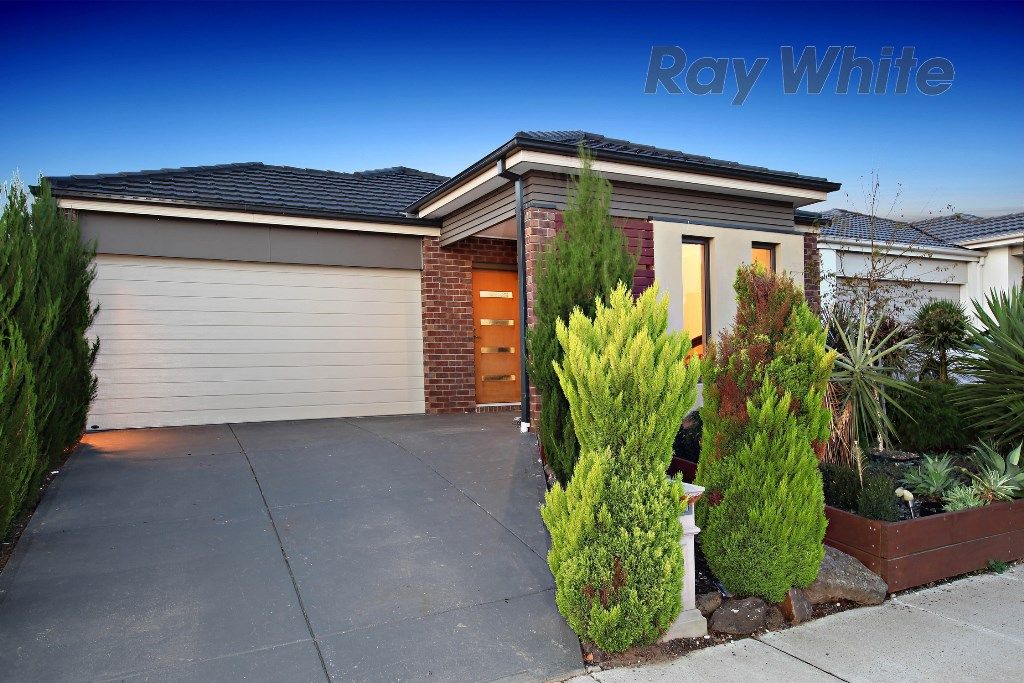 10 Tropic Circuit, Point Cook VIC 3030