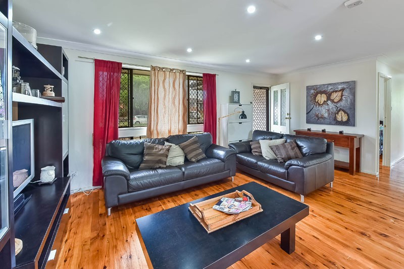 11 Brennan Place, Minto, NSW 2566