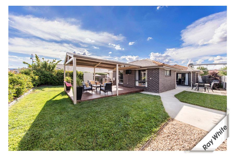 14 Constance Stone Street, Macgregor, ACT 2615