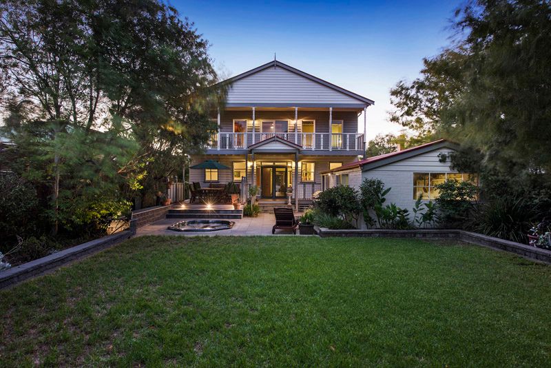 18 Ames Avenue, Carnegie, VIC 3163