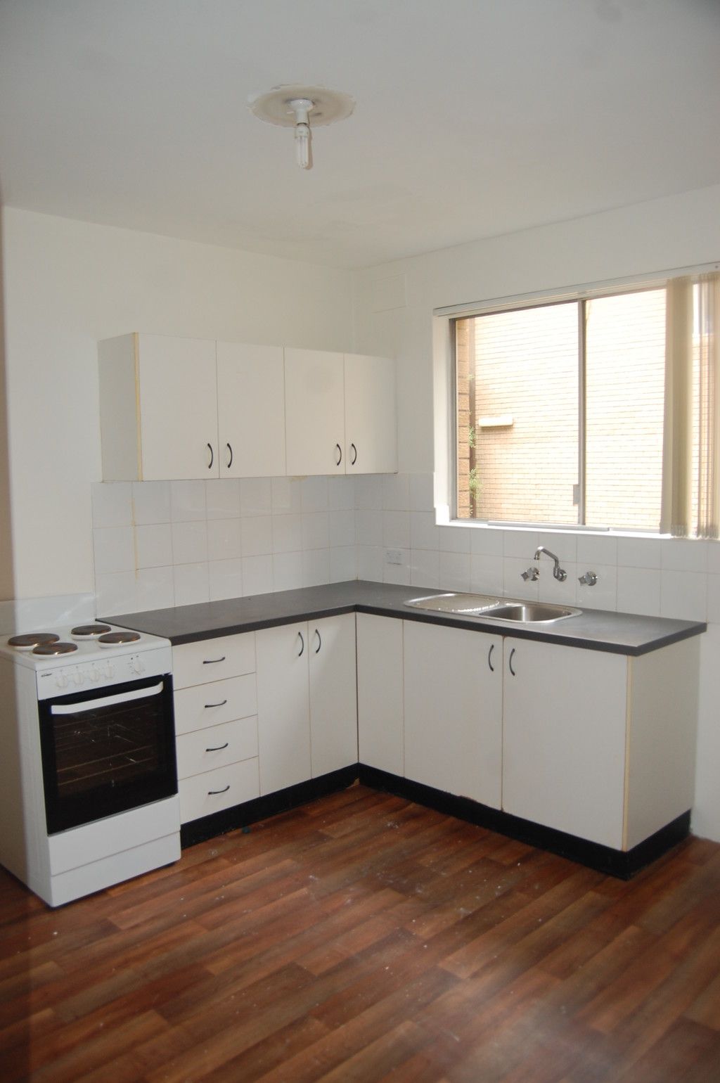 2/10 Glen Street, Marrickville, NSW 2204
