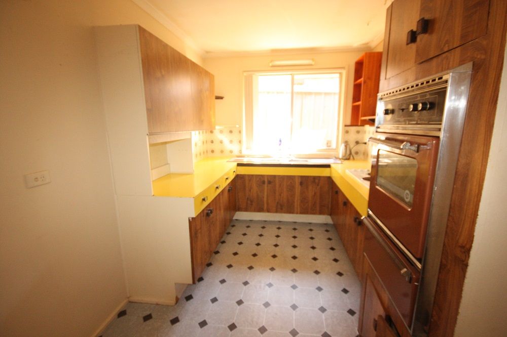 17 Albillo Place, Eschol Park, NSW 2558