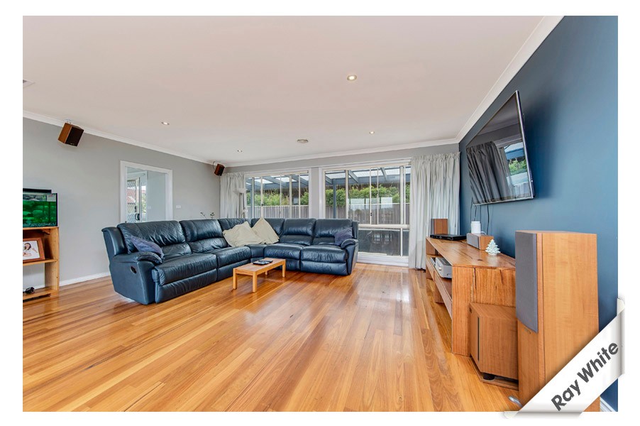19 Polilight Street, Dunlop, ACT 2615