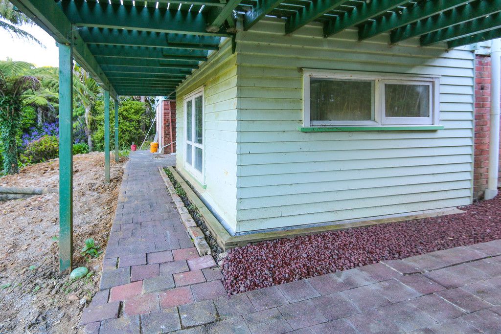 62a Kopiko Road, Titirangi, Waitakere City