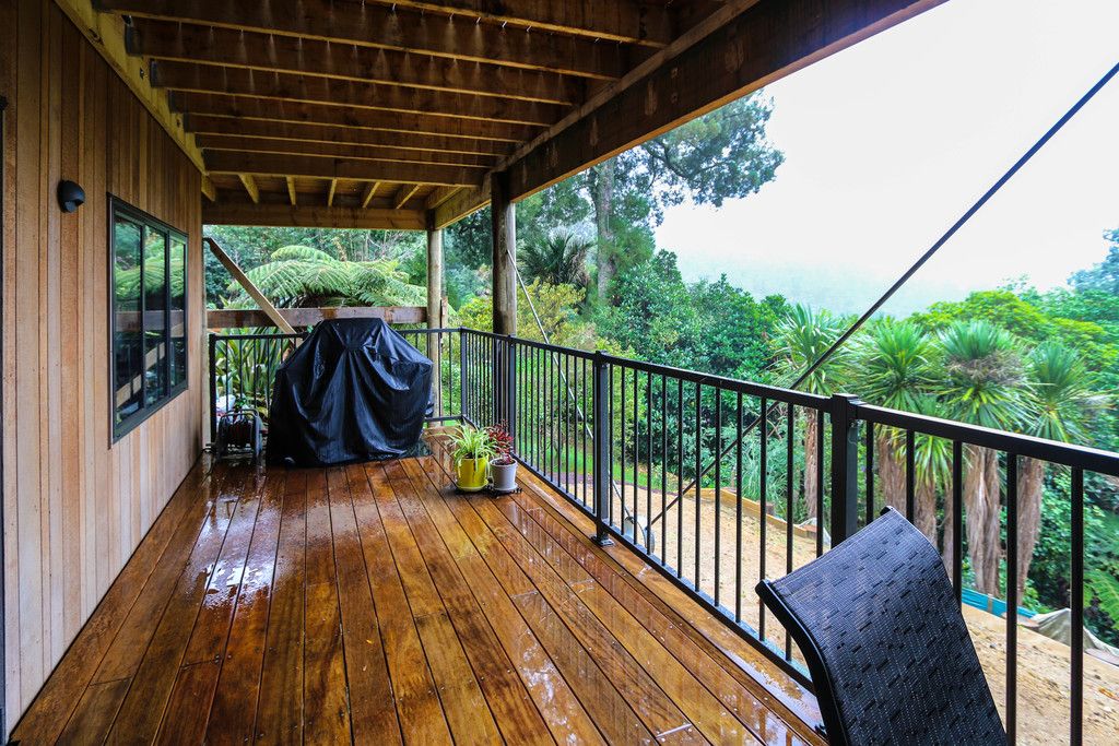 64 Otitori Bay Road, Titirangi, Waitakere City