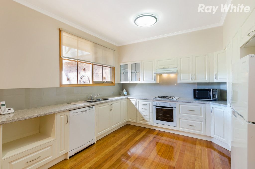 3 Peartree Place, Knoxfield, VIC 3180