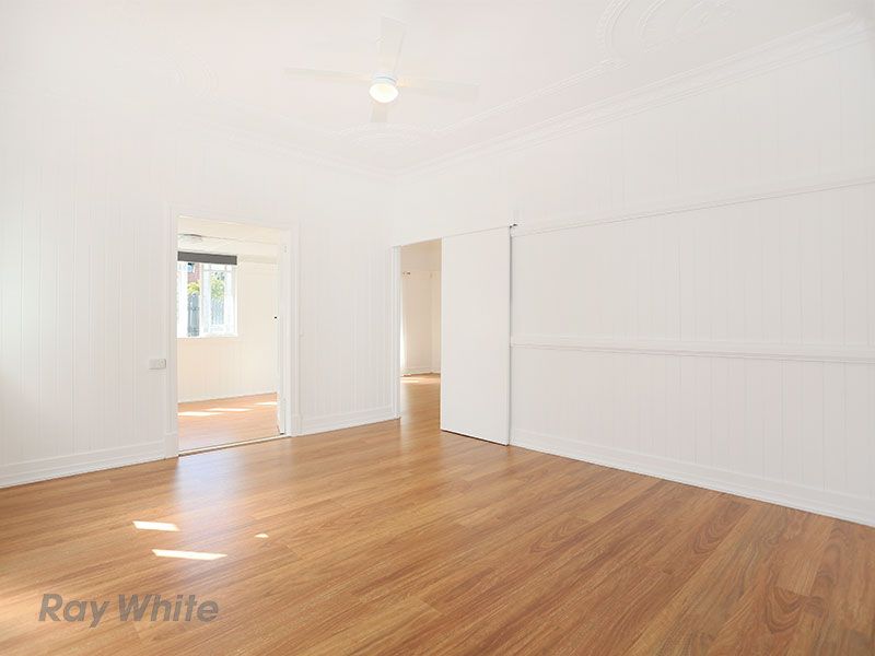 19 Deloraine Street, Wavell Heights, QLD 4012