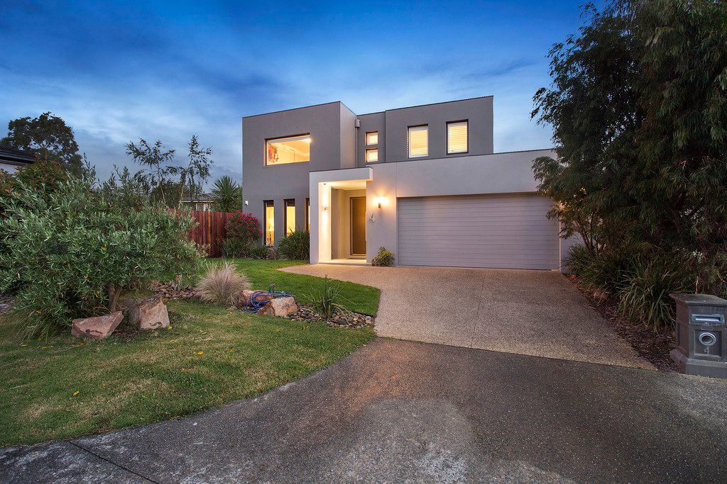 4 The Mews, Waterways VIC 3195