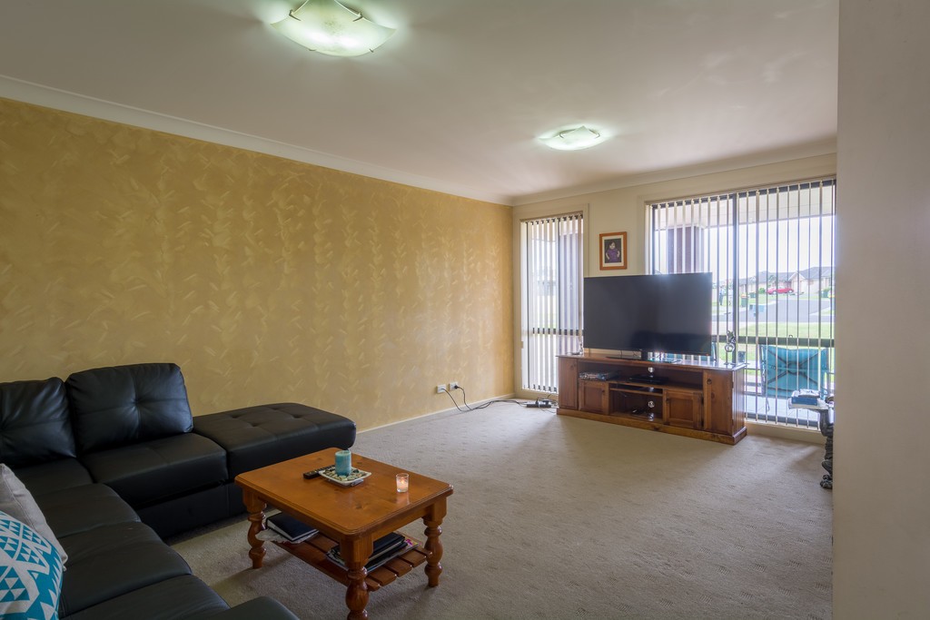 119 Rayleigh Drive, Worrigee, NSW 2540