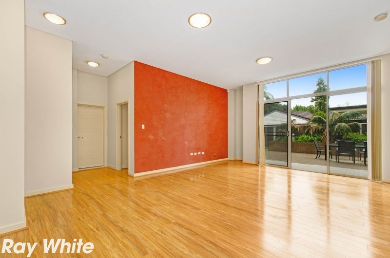 2/5 Sherwin Avenue, Castle Hill, NSW 2154