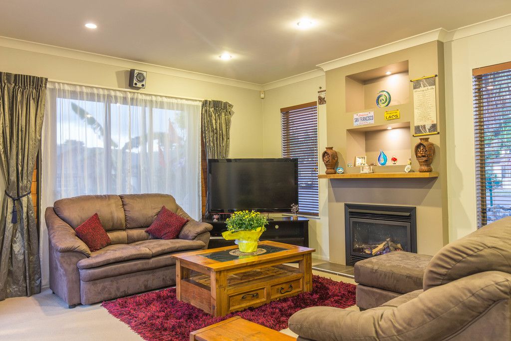 3 Crannich Place, Wattle Downs, Manukau City
