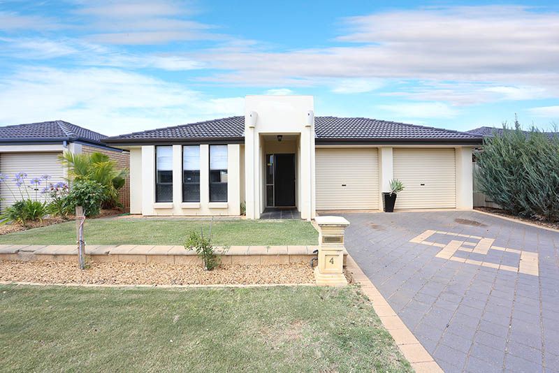 4 McLaren Court, Munno Para West, SA 5115