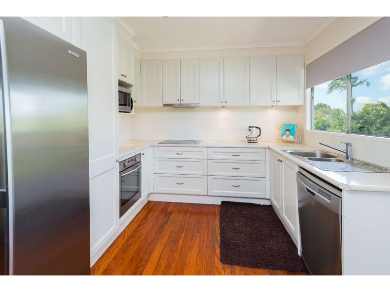 89 Mingera Street, Mansfield, QLD 4122