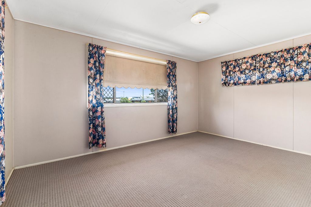 33 Fitzpatrick Street, Wilsonton, QLD 4350