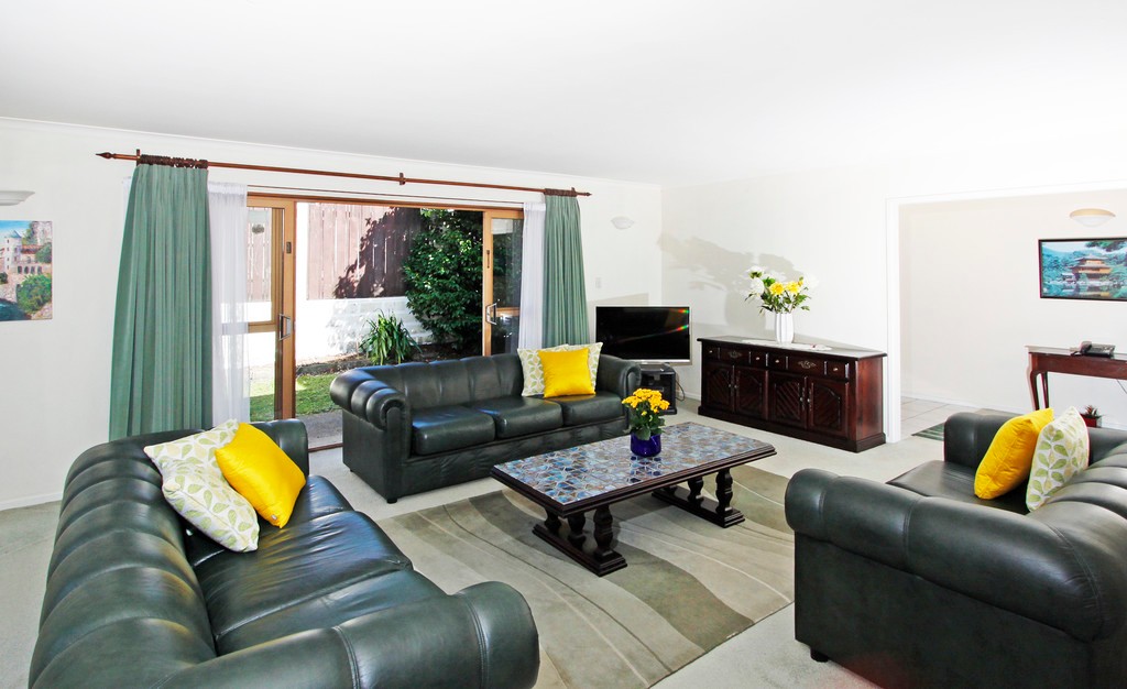 4 Jane Gifford Place, Half Moon Bay, Manukau City