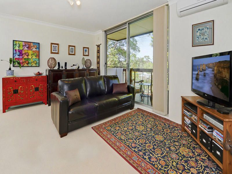 81-83 Florence Street, Hornsby, NSW 2077