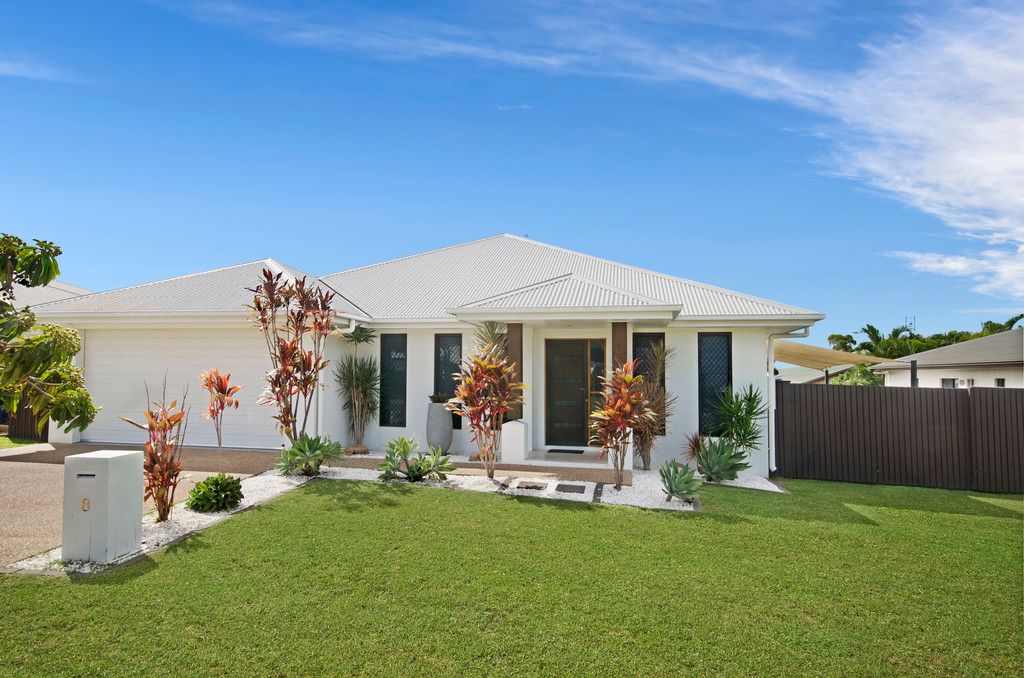 8 Hempel Street, Bushland Beach QLD 4818