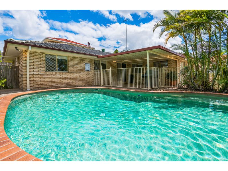 28 Gretna Street, Mansfield, QLD 4122