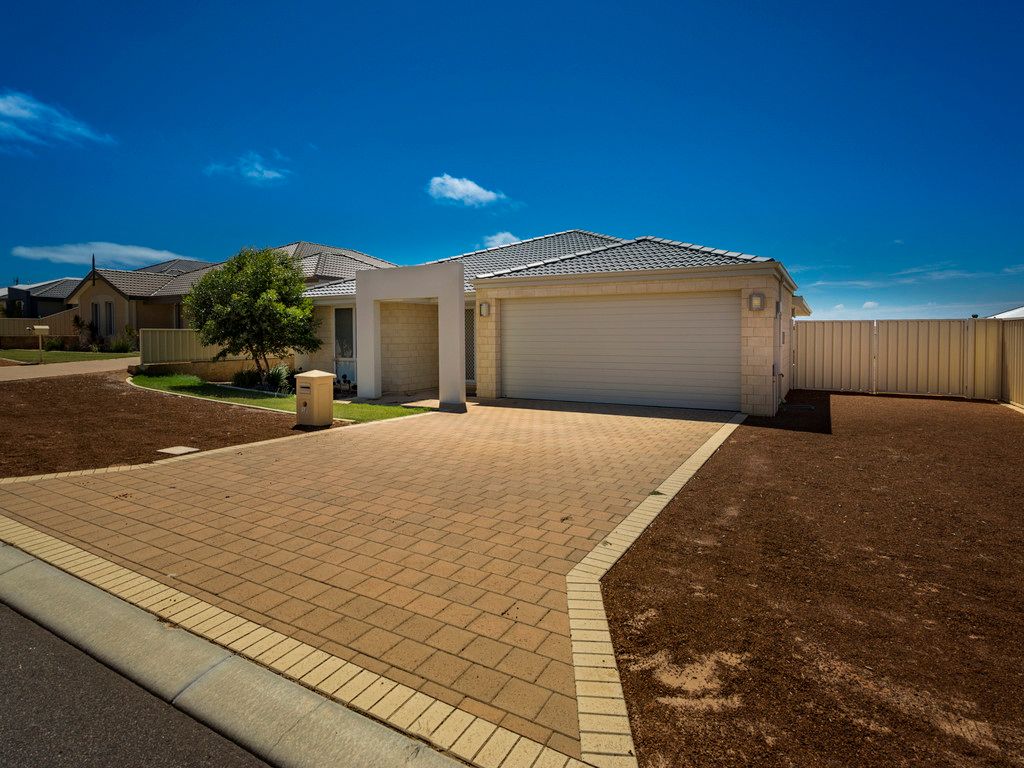 15 Wildwave Bend, Wandina, WA 6530