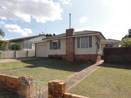 7 Schloss Street, Centenary Heights, QLD 4350