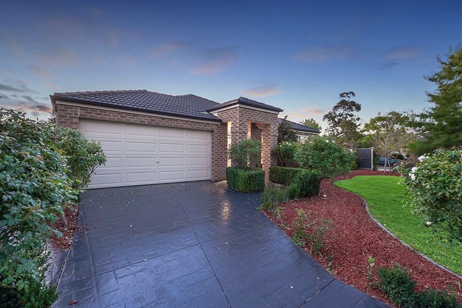 17 Mittagong Rise, Craigieburn, VIC 3064