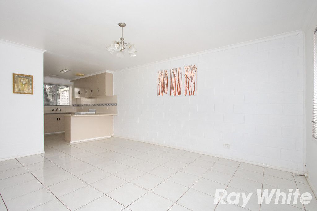 10/2-4 Charles Street, Pakenham, VIC 3810