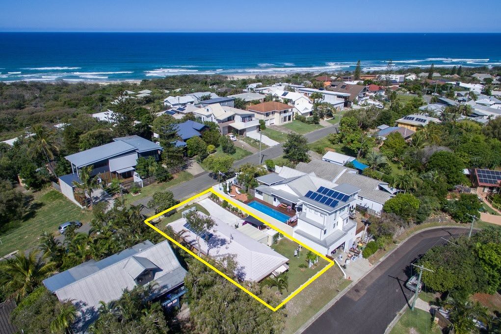 25 Lorilet Street, Peregian Beach QLD 4573