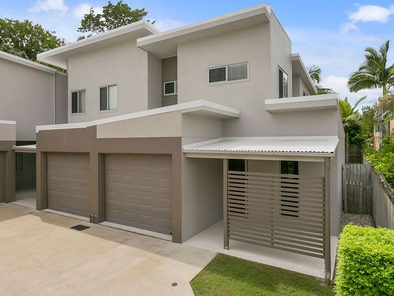 16 Broadmere Street, Annerley QLD 4103