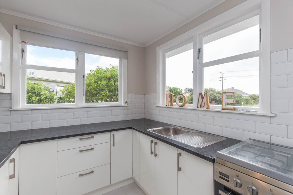 14 Farmer Street, Mangere, Manukau City